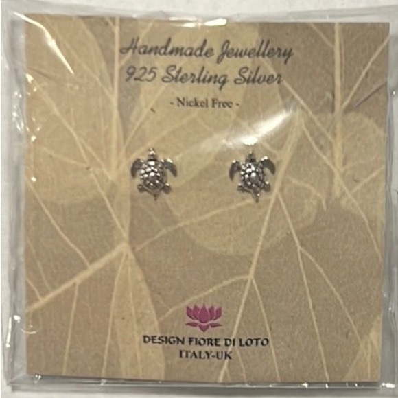 Flore Di Loto Jewelry - Sterling Silver Turtle studs